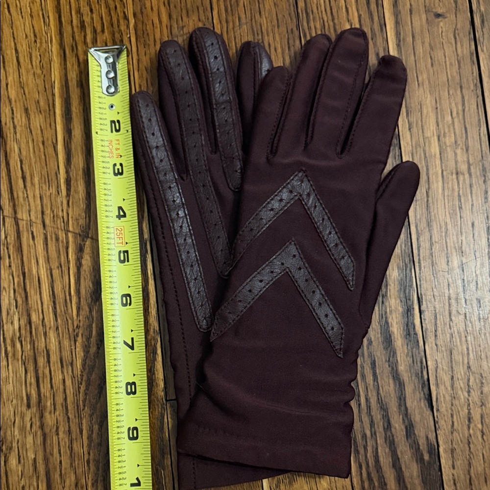 Isotoner Dark Burgundy Lined Gloves